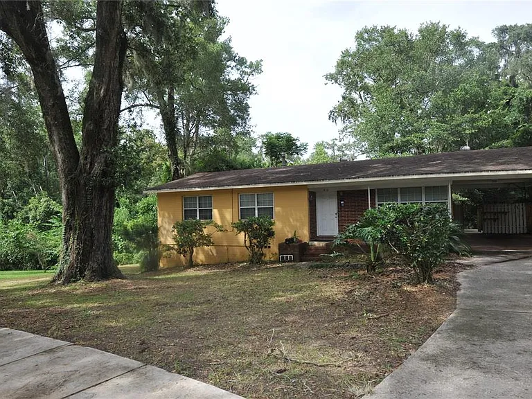 1410 NW 7th Rd — Photo 5