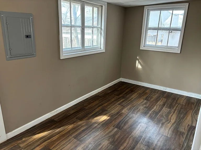 2127 N Boonville Ave — Photo 16