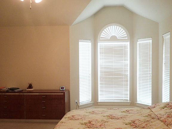 5th image of 2148 Brazos Dr