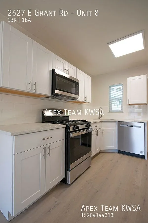 $925- Updated 1 Bed | 1 Bath Unit on E Grant Rd Available! — Photo 4