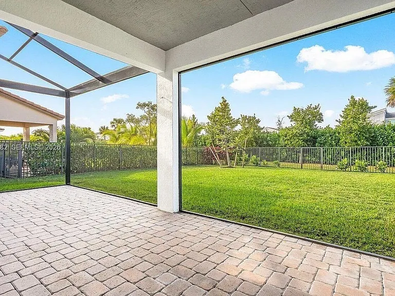 5485 Starfish Rd — Photo 33
