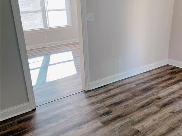 greensboro-north-carolina-252331940 picture