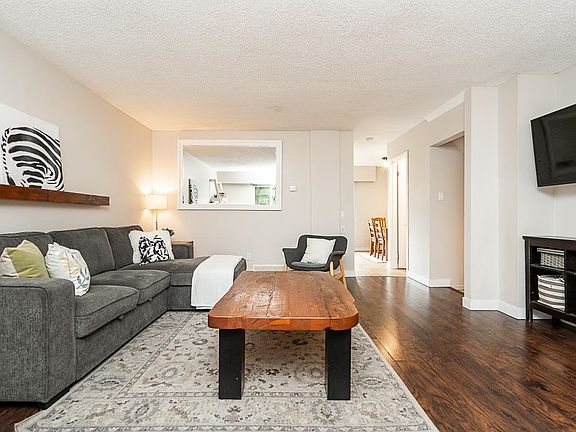 5th image of 9061 Horne St #130