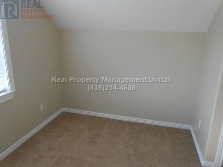 522 N 4250 W — Photo 12