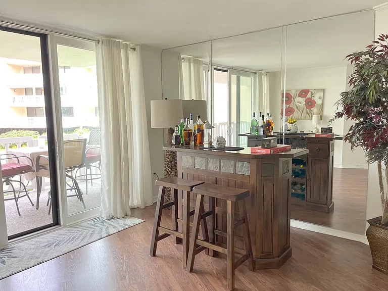 6650 Sunset Way #105 — Photo 3