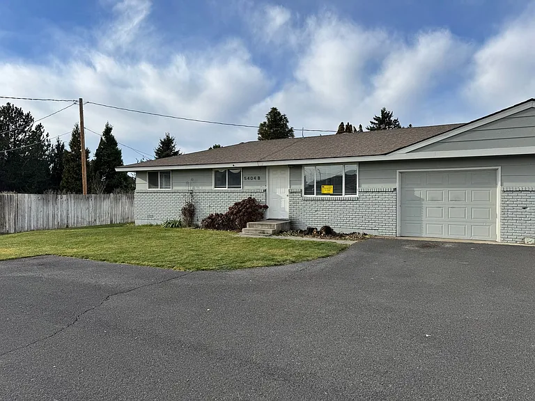 5404 Kilgary Way — Photo 1