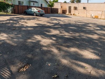 951 W 42nd Pl, Los Angeles, CA, 90037