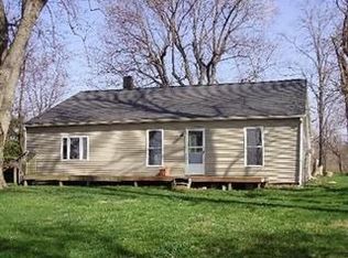 5147 Panhandle Rd, New Vienna, OH 45159