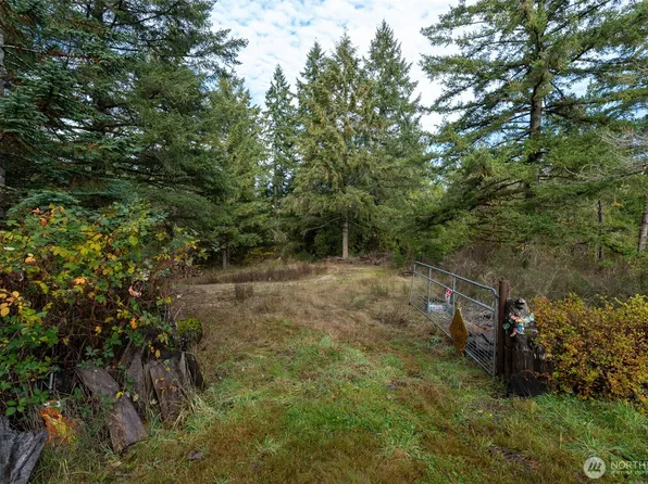 2483 E Johns Prairie, Shelton, WA 98584