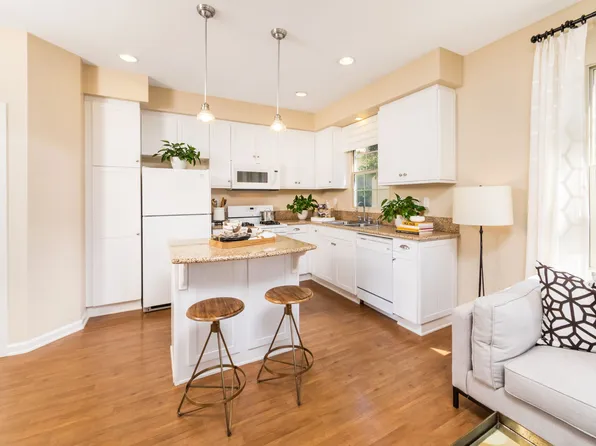 Woodbury Place Apartment Homes