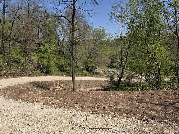 5th image of County Rd W