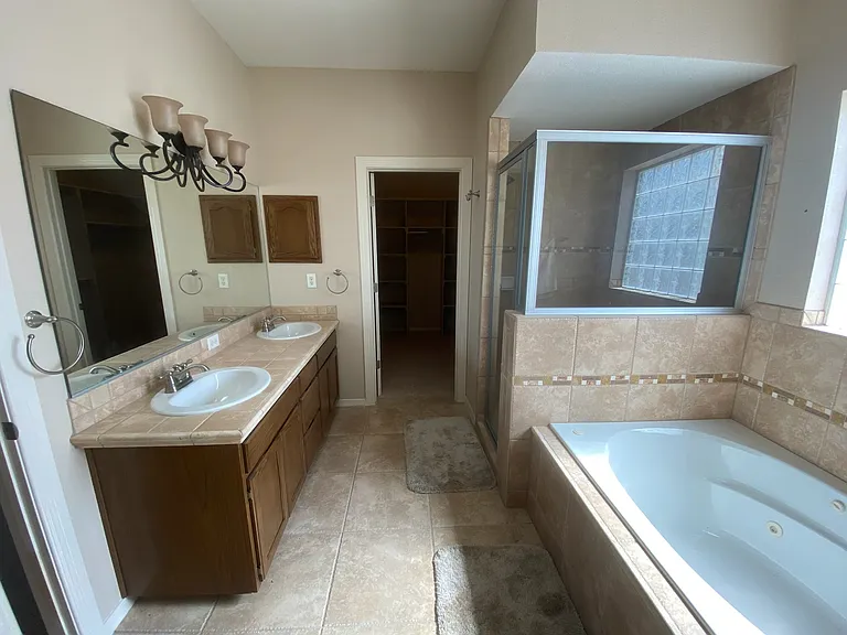 3840 Tierra Lisboa Ln — Photo 18