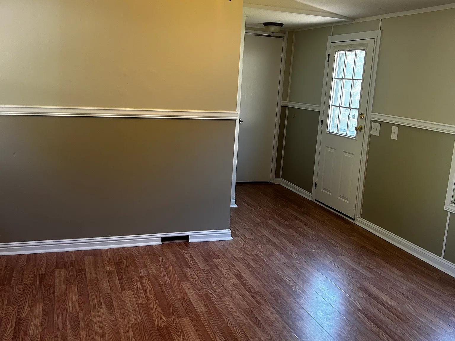 2 bed, $1,150 — Photo 2