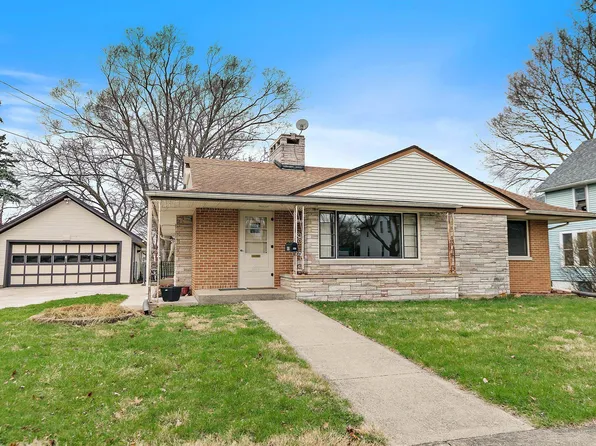 807 S Main St, Belvidere, IL 61008