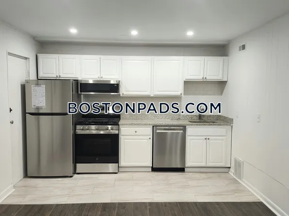 20 Hubbard Ave APT 1, Cambridge, MA 02140