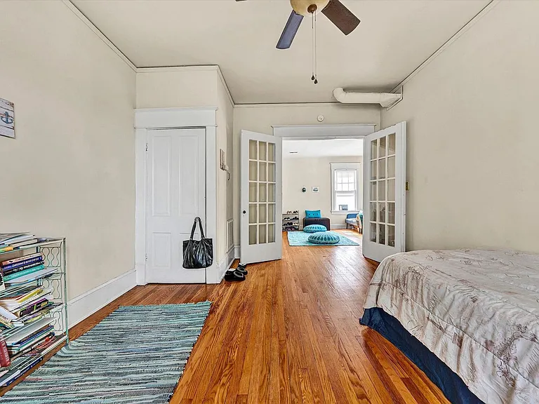 379 Walnut Ave SW — Photo 9