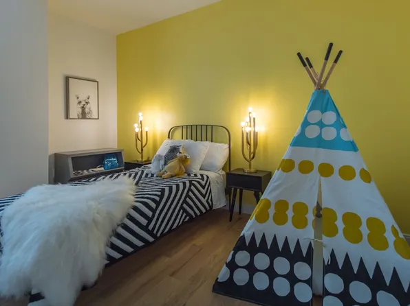 1277 East 14th Street image 8 of 18