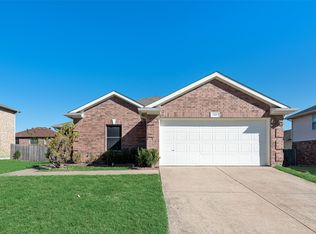 737 Capricorn St, Cedar Hill, TX 75104