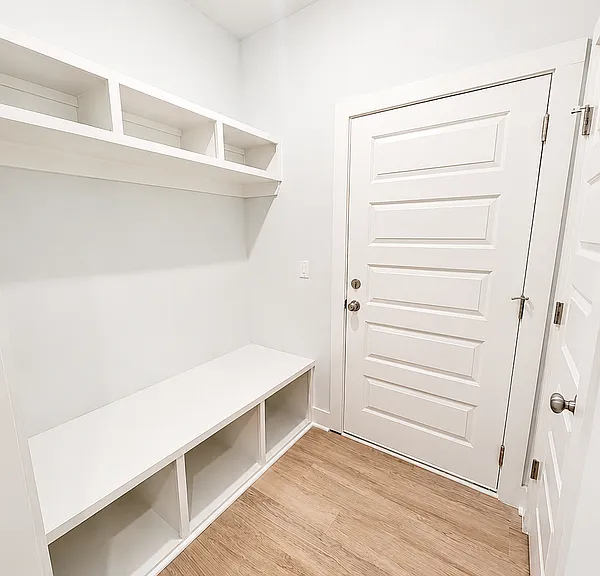 1533 Payne St #0 — Photo 15
