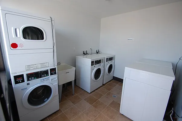 Rented by Bohemia Realty Group | media 18