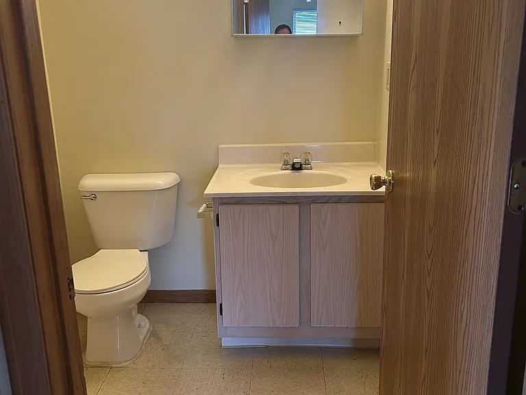 Full bathroom