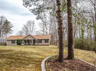 29 Haugom Dr, Marshall, NC 28753