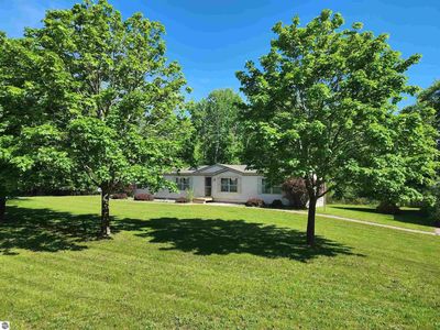 8492 Platte Rd, Honor, MI, 49640