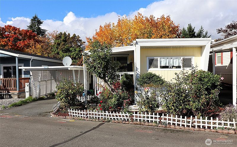 2nd image of 3248 S 180th Place #34