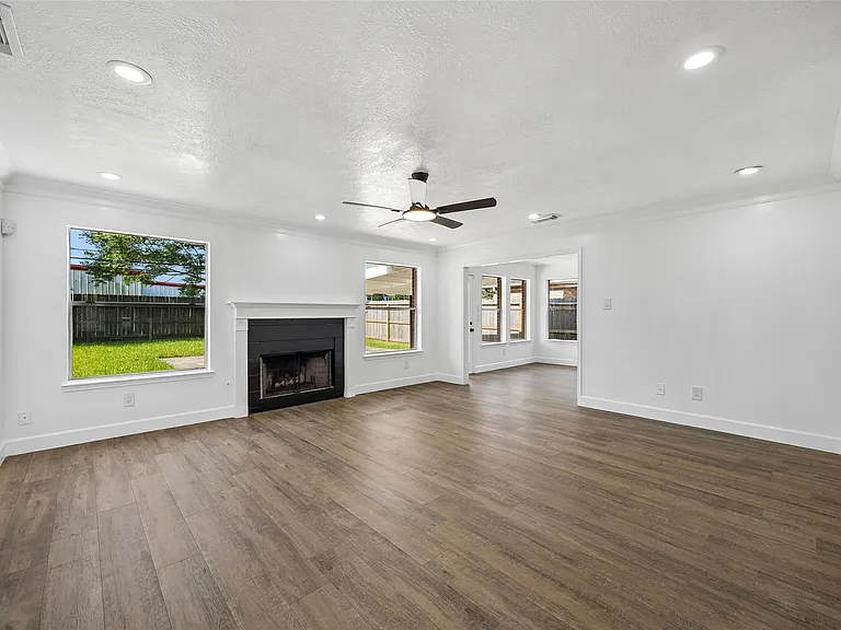 23527 Cansfield Way — Photo 5