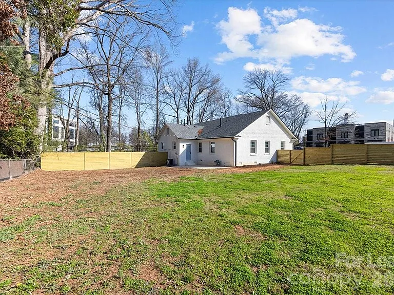 4706 Walden Ct — Photo 31