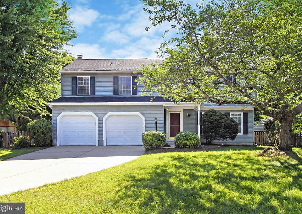 1st image of 12915 New Parkland Dr