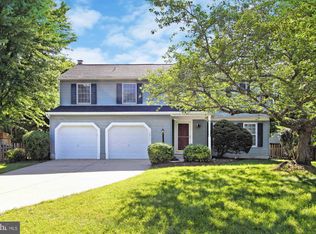 12915 New Parkland Dr, Herndon, VA 20171