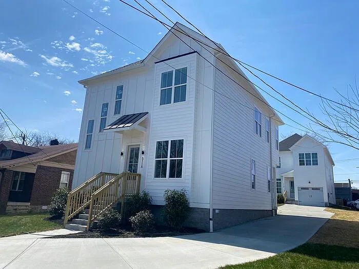 4 bed, 3.0 bath, 2087 sqft, $3,495 — Photo 2