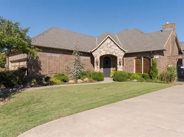 2511 Island Dr, Edmond, OK 73034