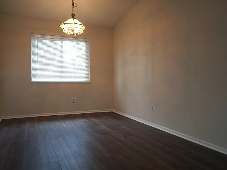 2205 Parliament Dr — Photo 6