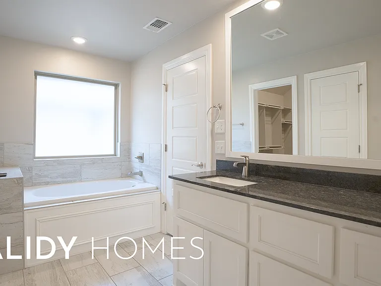 12500 Elba Dr — Photo 44