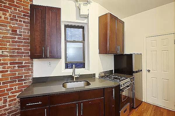 2nd image of 437 W 46th St #5WF