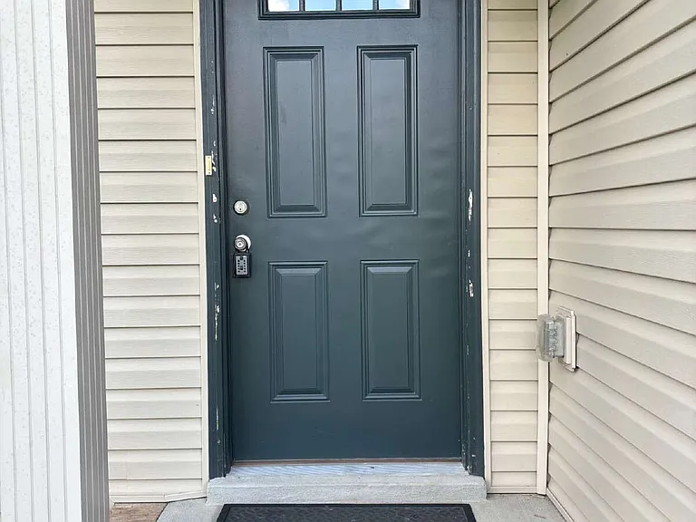 505 Paula Dr — Photo 2