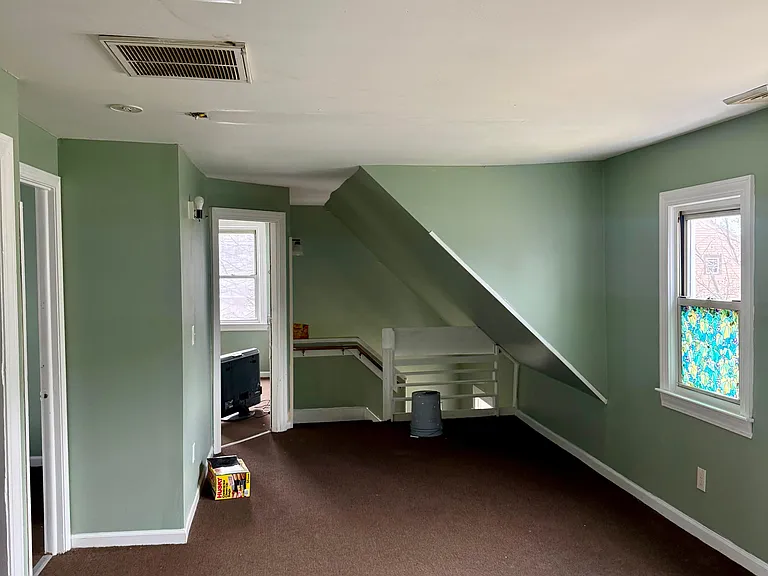 136 Alderman St #2 — Photo 13