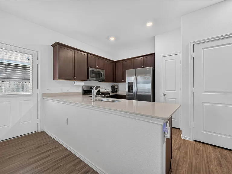 2521 Forgtemenot Ln — Photo 6