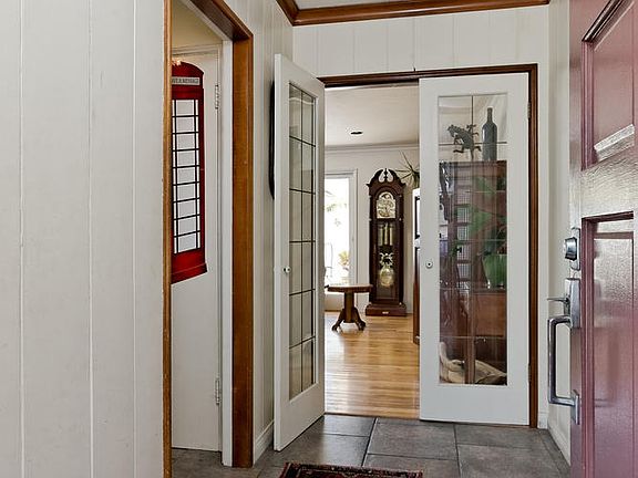 2nd image of 2635 McKinley Dr