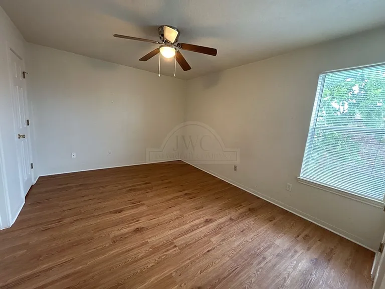 1407 Dugger, Killeen — Photo 18