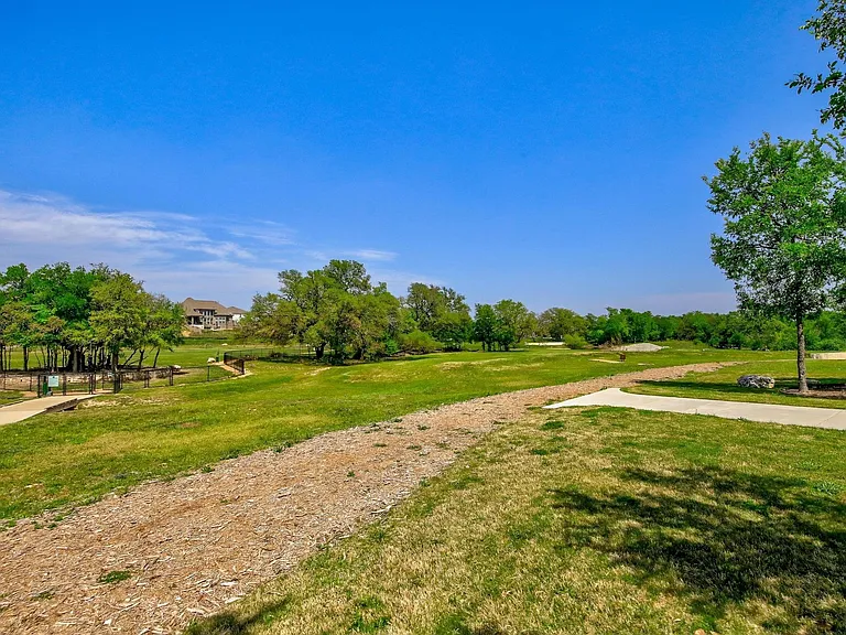173 Riverhill Dr — Photo 39