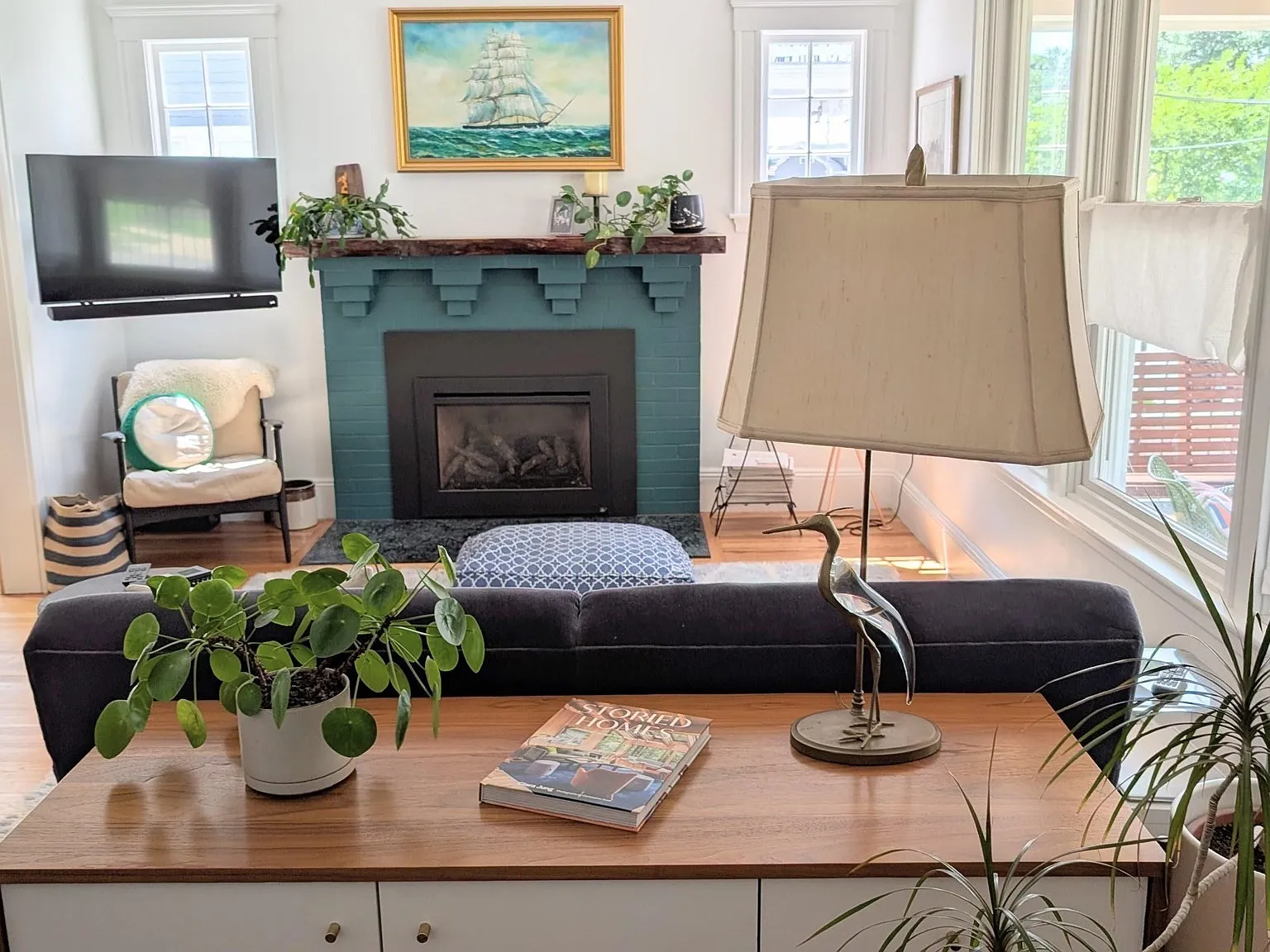 2 bed, 1100 sqft, $3,700 — Photo 2