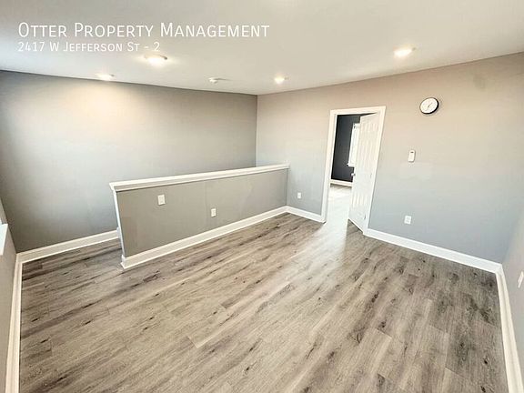 4th image of 2417 W Jefferson St #2