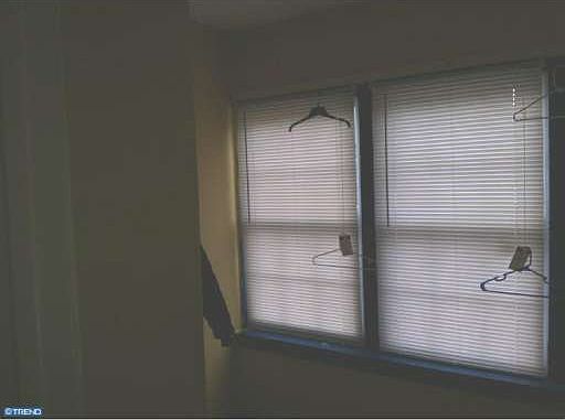 5th image of 4811 N Fairhill St