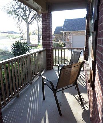 3rd image of 2045 Mason Pond Dr