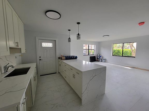 3rd image of 240 SW 7th St