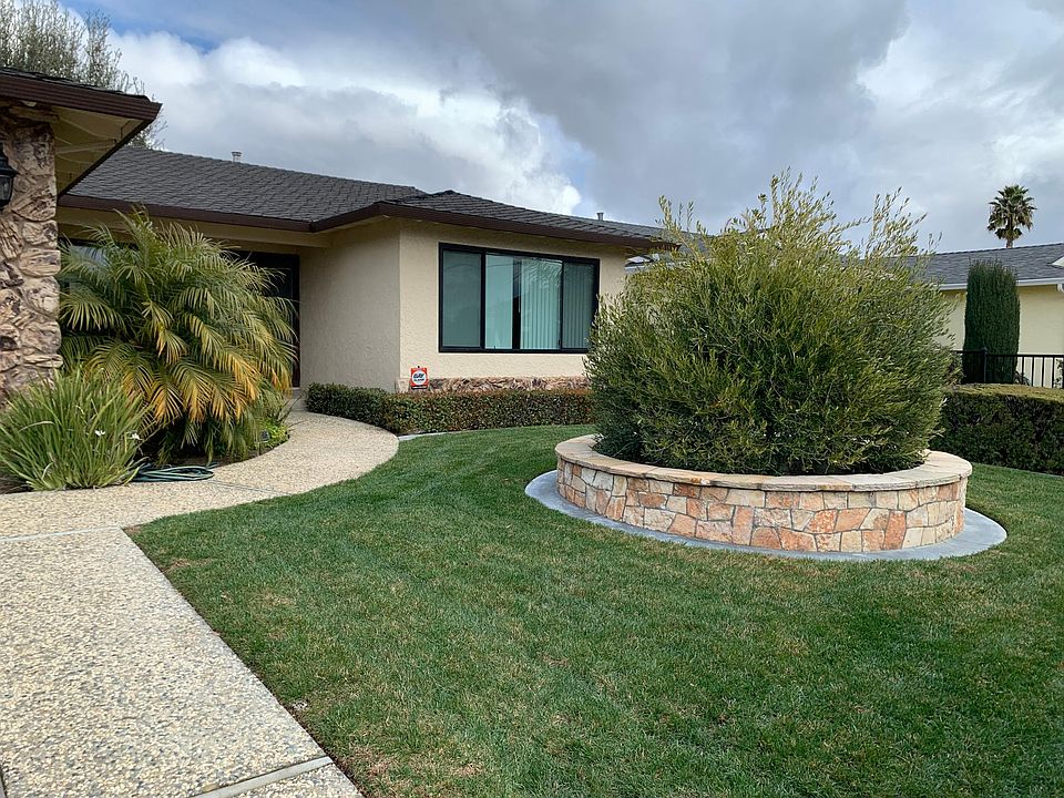 1st image of 3865 Payne Ave