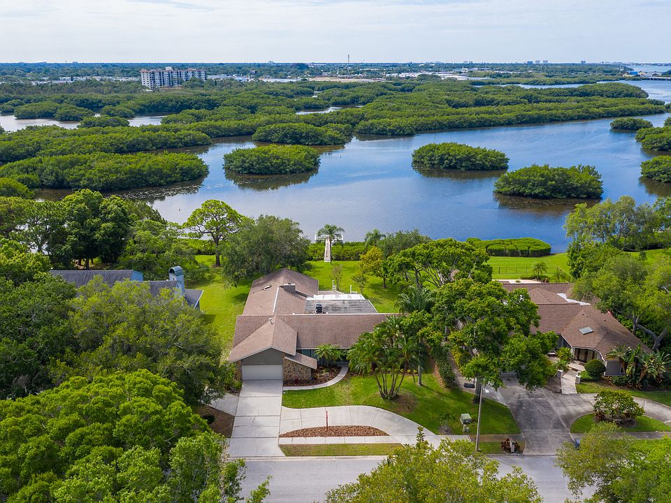 1st image of 9059 Baywood Park Dr